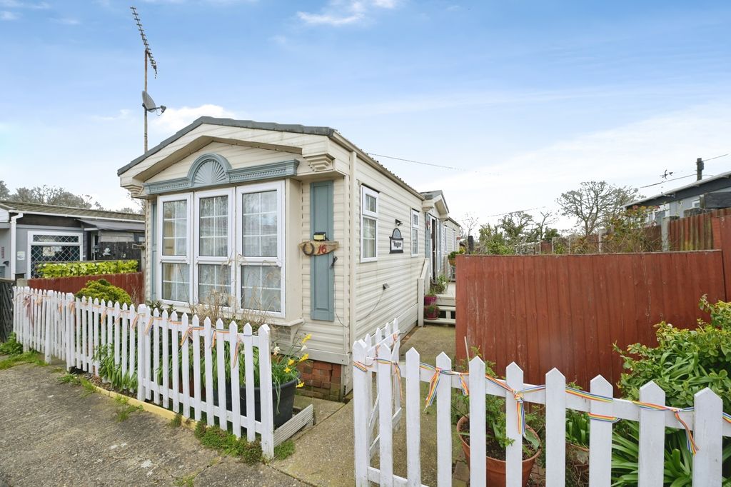 Property photo 1 of 10 Pbox-Img.Jpg