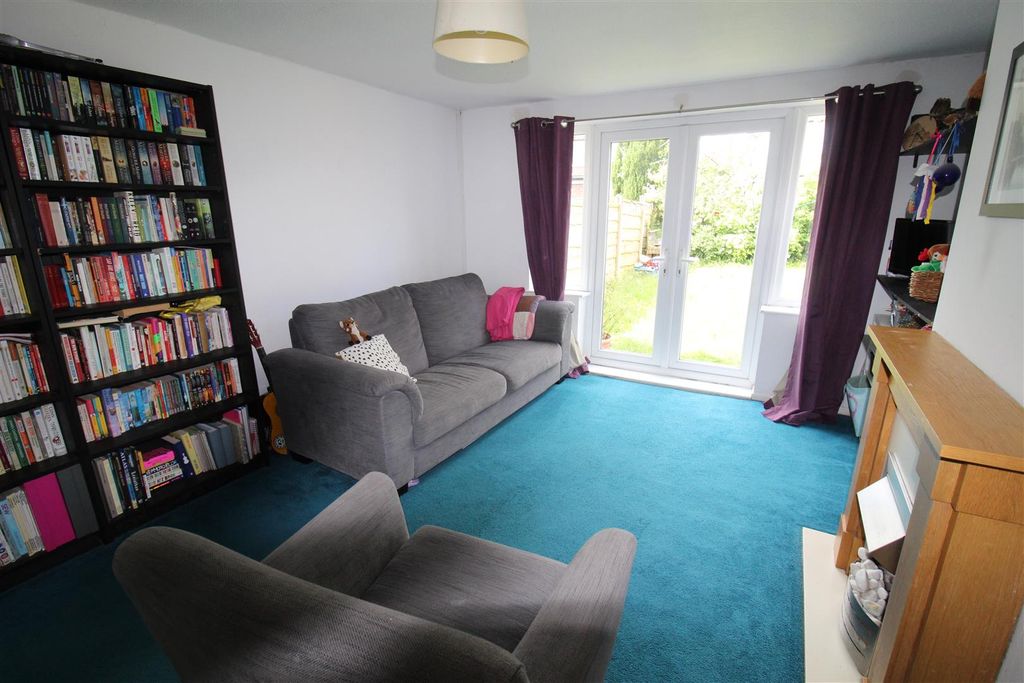 Property photo 3 of 14 Img_0843.Jpg