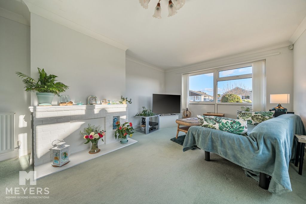 Property photo 3 of 20