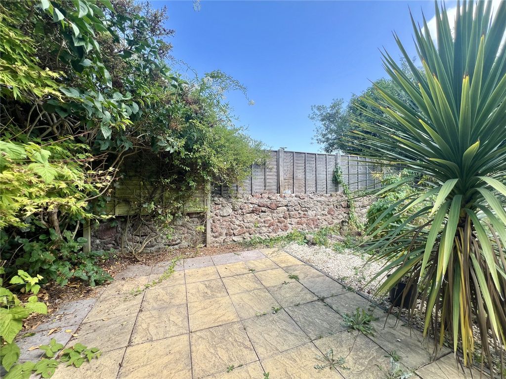 Property photo 2 of 13 Picture No. 12