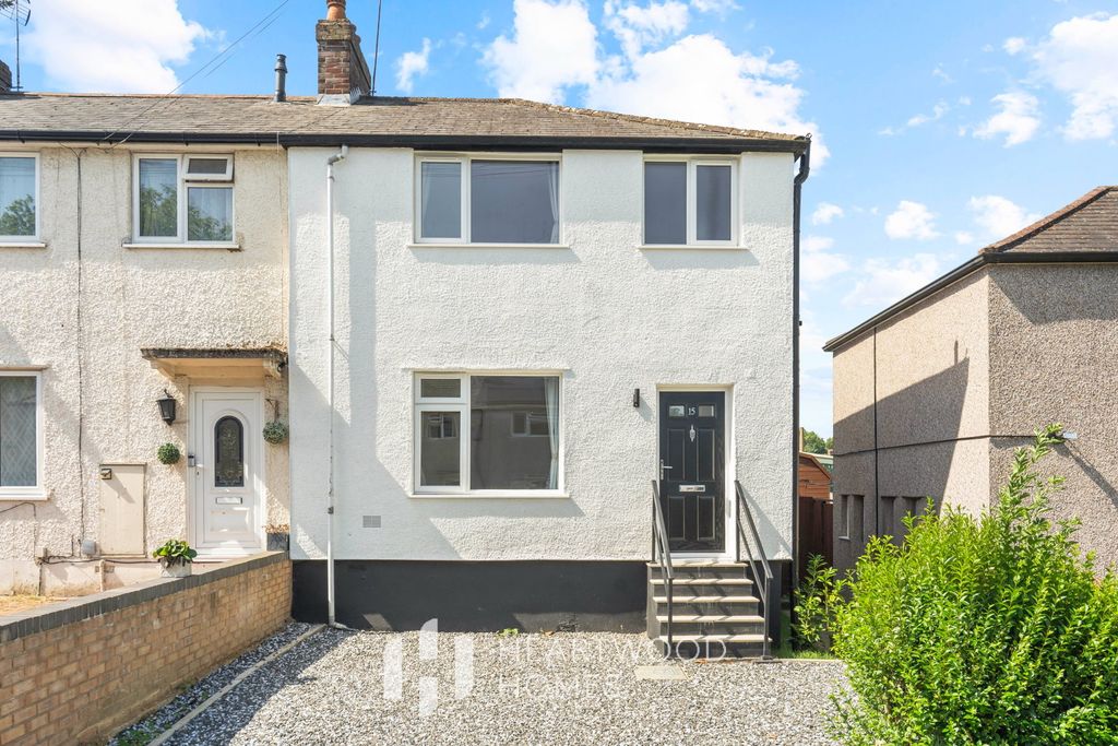Property photo 3 of 19