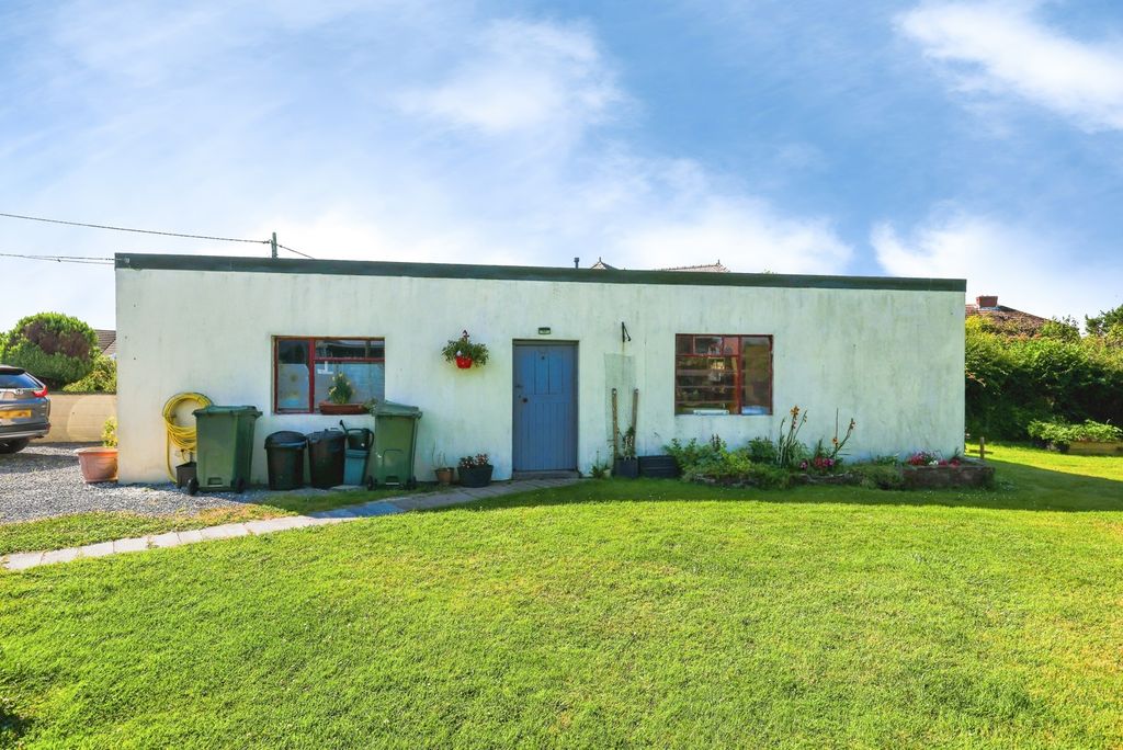 Property photo 3 of 21 Pbox-Img.Jpg