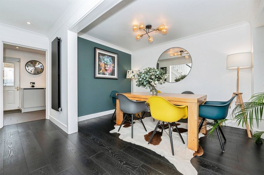 Additional image 4 of 4 bed detached house for saleHodges Close, Chafford Hundred, Grays RM16