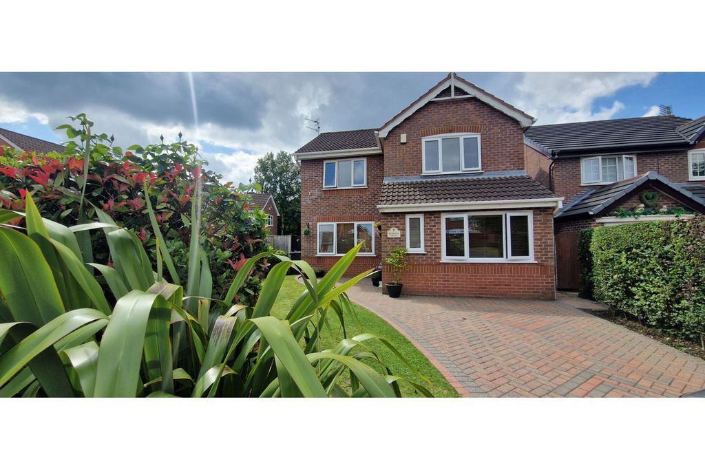 Property photo 1 of 27