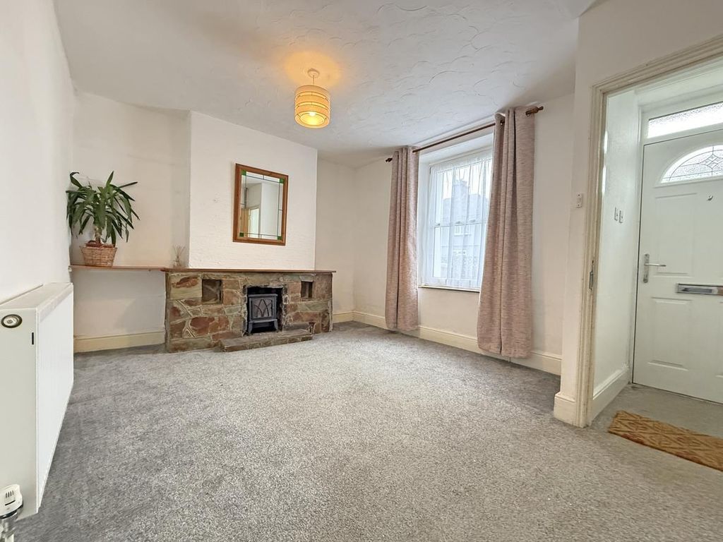 Property photo 2 of 9 Butt Park Road 89 - New Living Room.Jpg