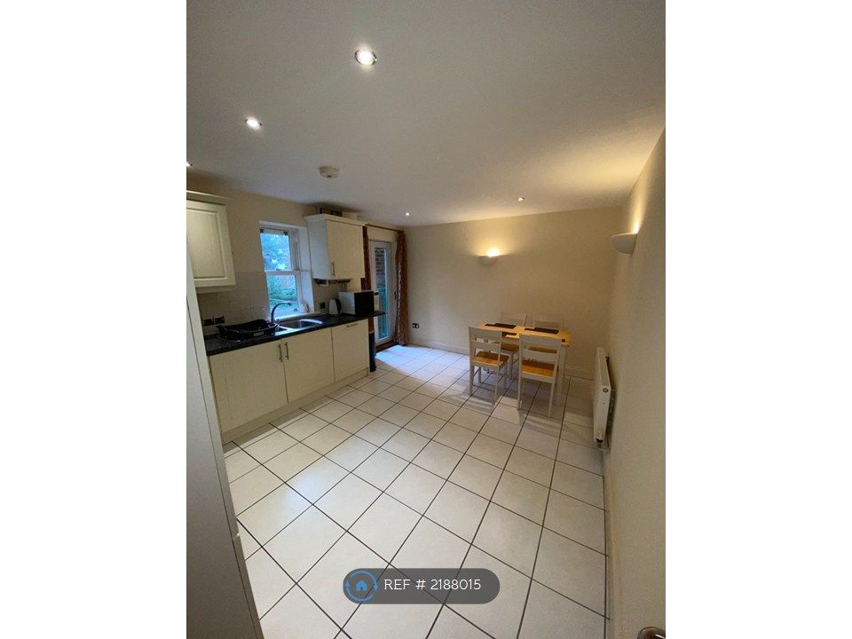 Property photo 3 of 13 Kitchen/Dinner