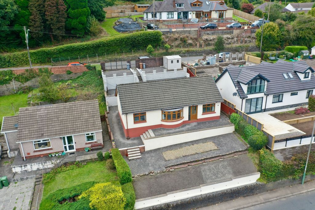 Additional image 7 of 3 bed detached bungalow for salePark Road, Newbridge NP11