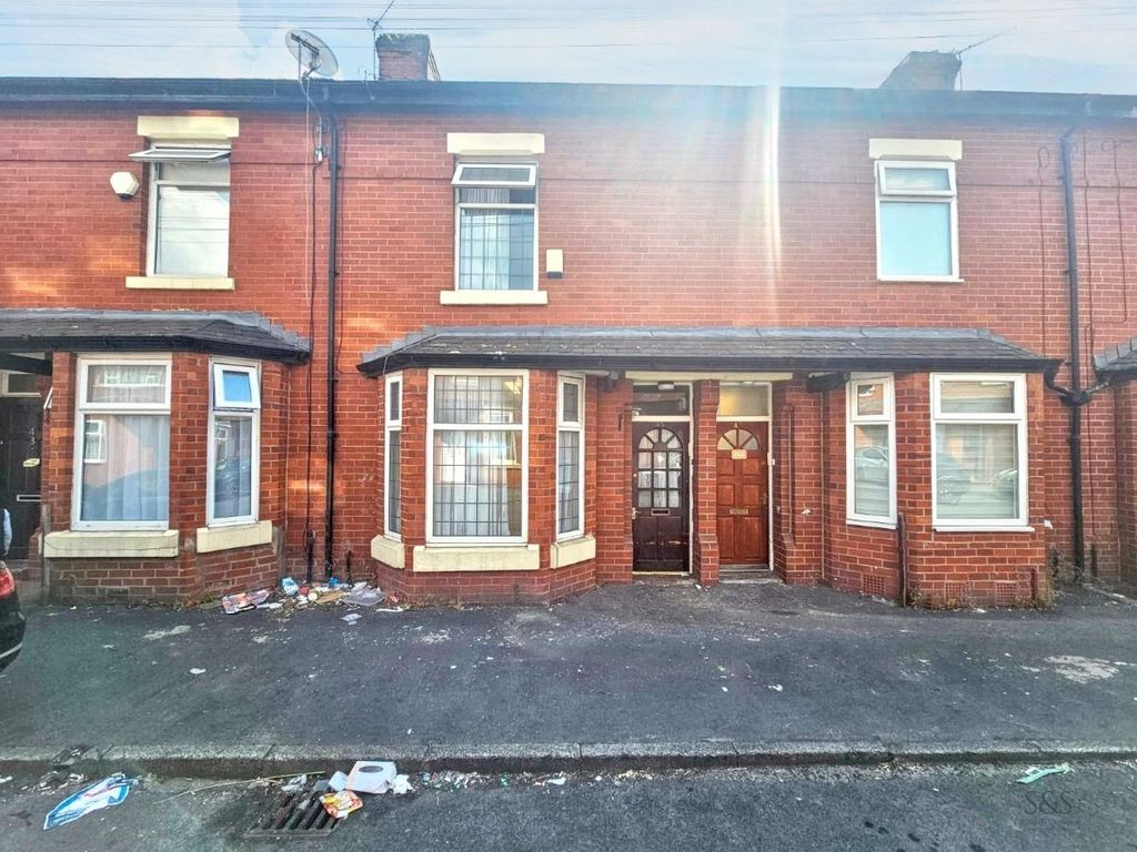 Property photo 1 of 25
