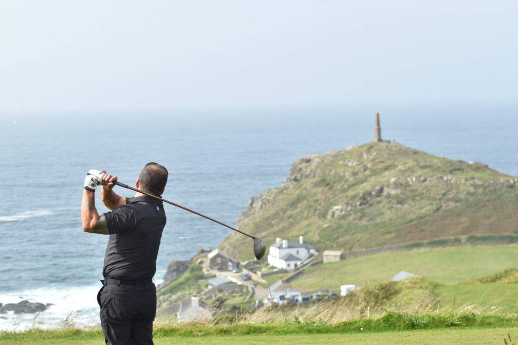 Property photo 3 of 12