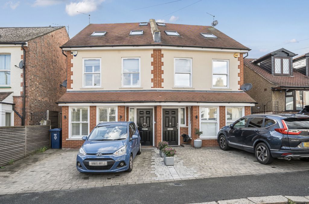 Property photo 1 of 20 1350485-20-68c048...