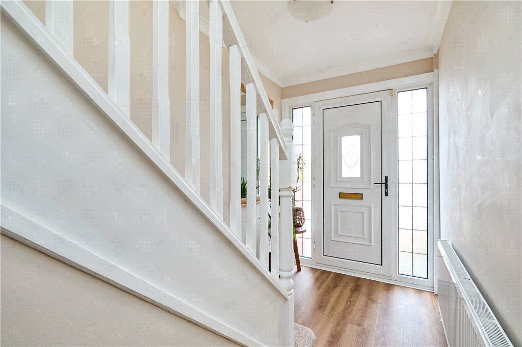 Property photo 3 of 14 Entrance