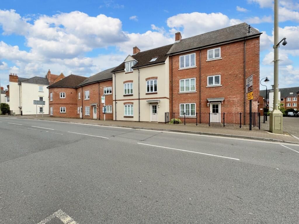 Property photo 1 of 3