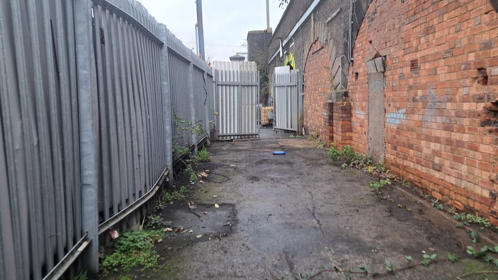 Property photo 1 of 2 Flexible Property Space