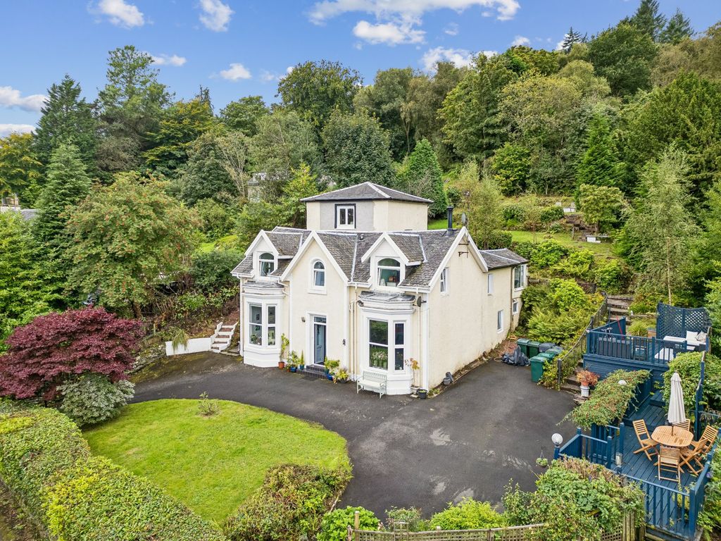 Property photo 2 of 72 Picture No. 03
