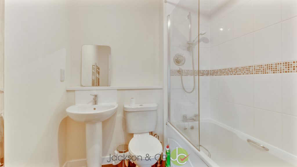 Property photo 3 of 6