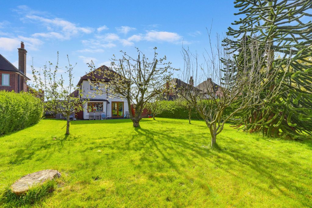 Property photo 3 of 19
