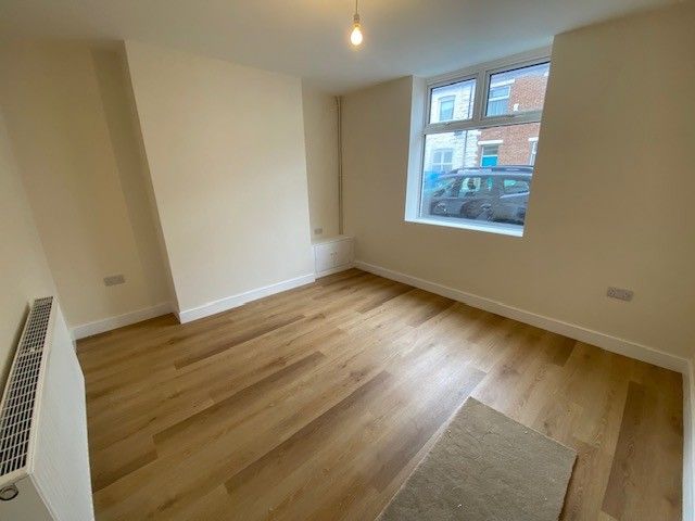 Property photo 2 of 9 Living Room