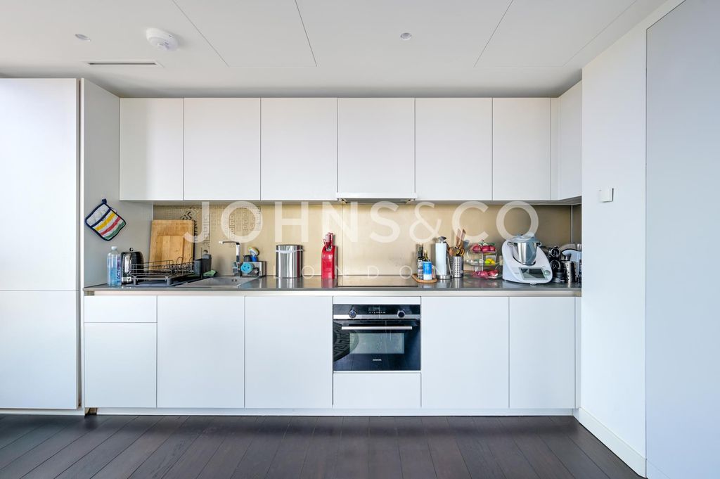Damac Tower, Vauxhall SW8 photo 5