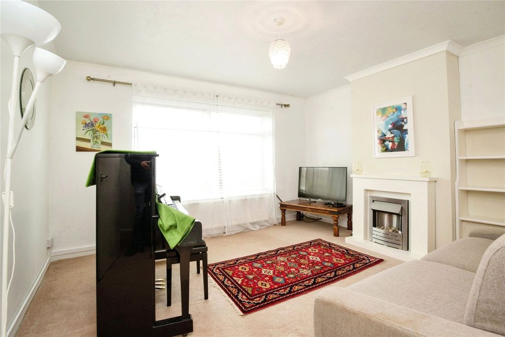Property photo 3 of 11 Picture No. 04