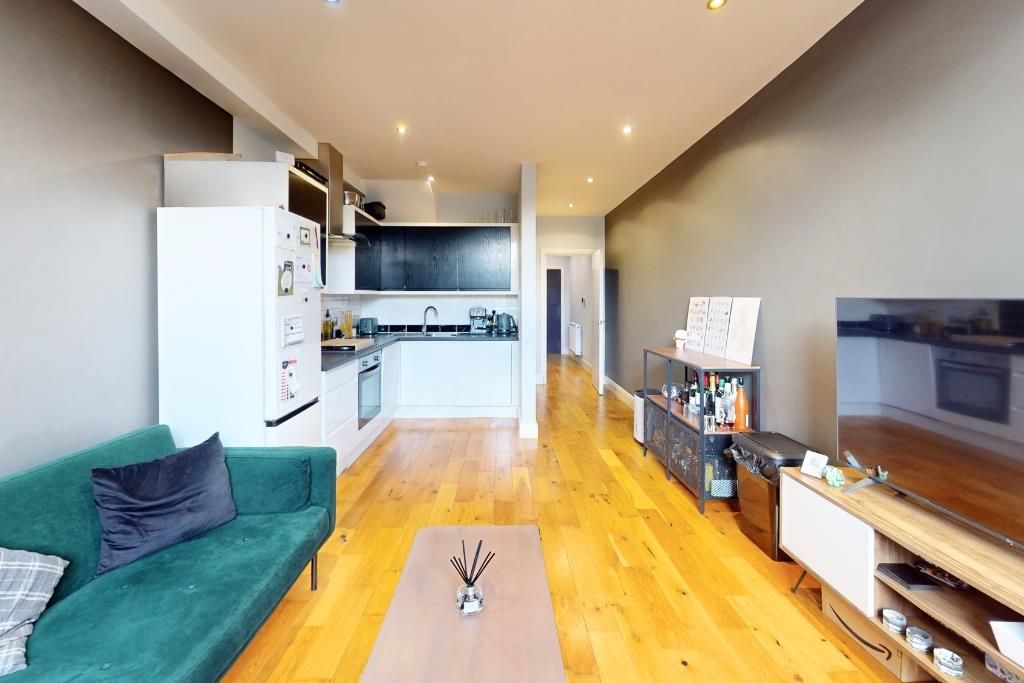 Property photo 1 of 13 Harrington House Tu Kitchen.Jpg