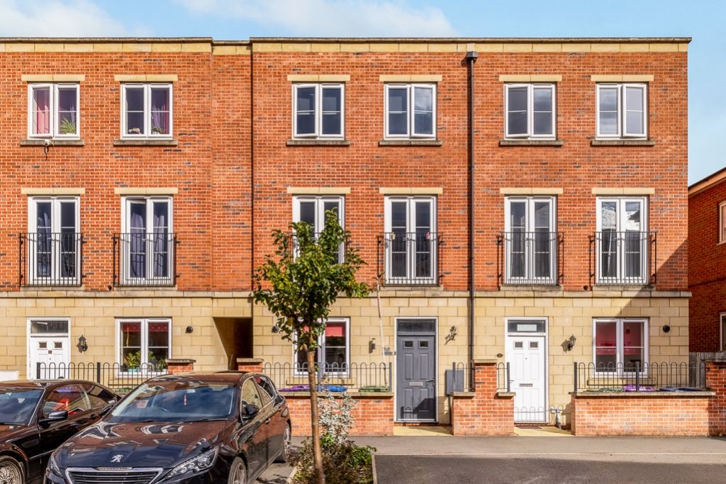 Property photo 1 of 16 9 Longview Terrace (Boston)-2