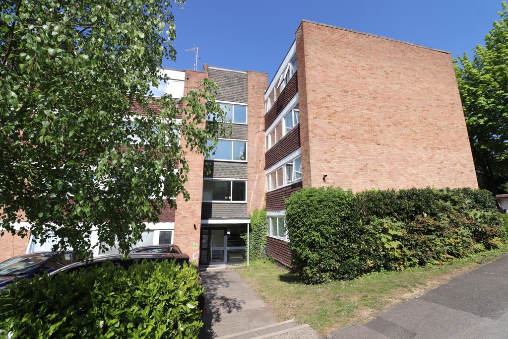 Property photo 1 of 10