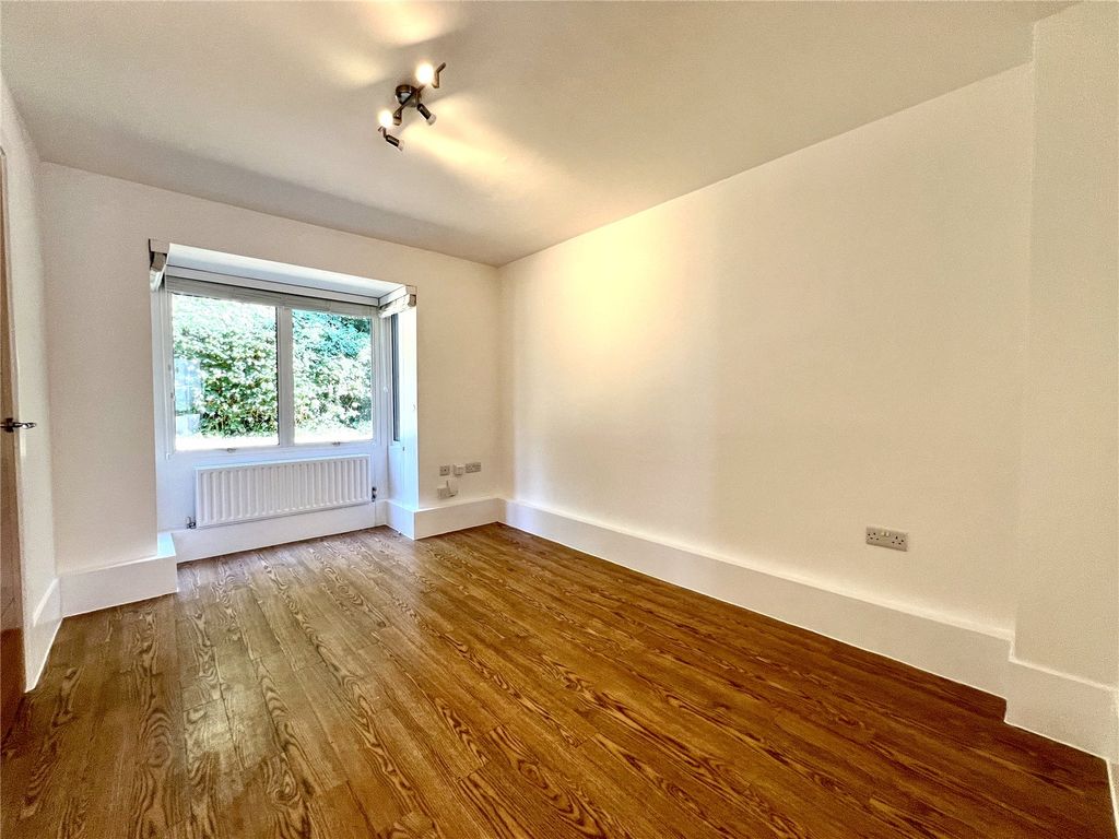Property photo 2 of 8 Reception Room
