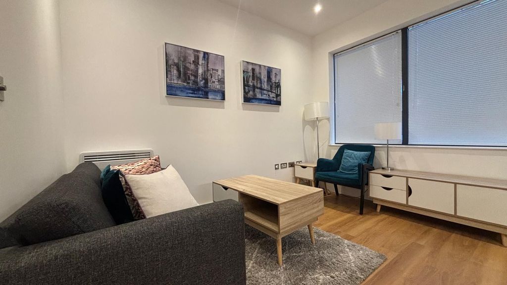 Property photo 2 of 5