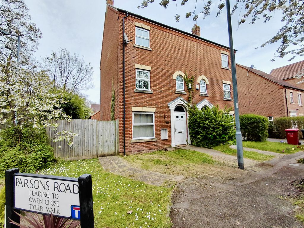 Property photo 2 of 20