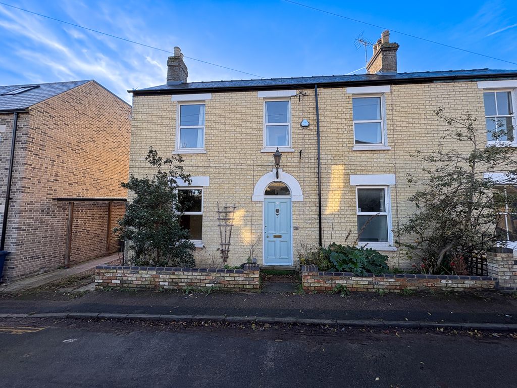 Property photo 1 of 40 Front (5)