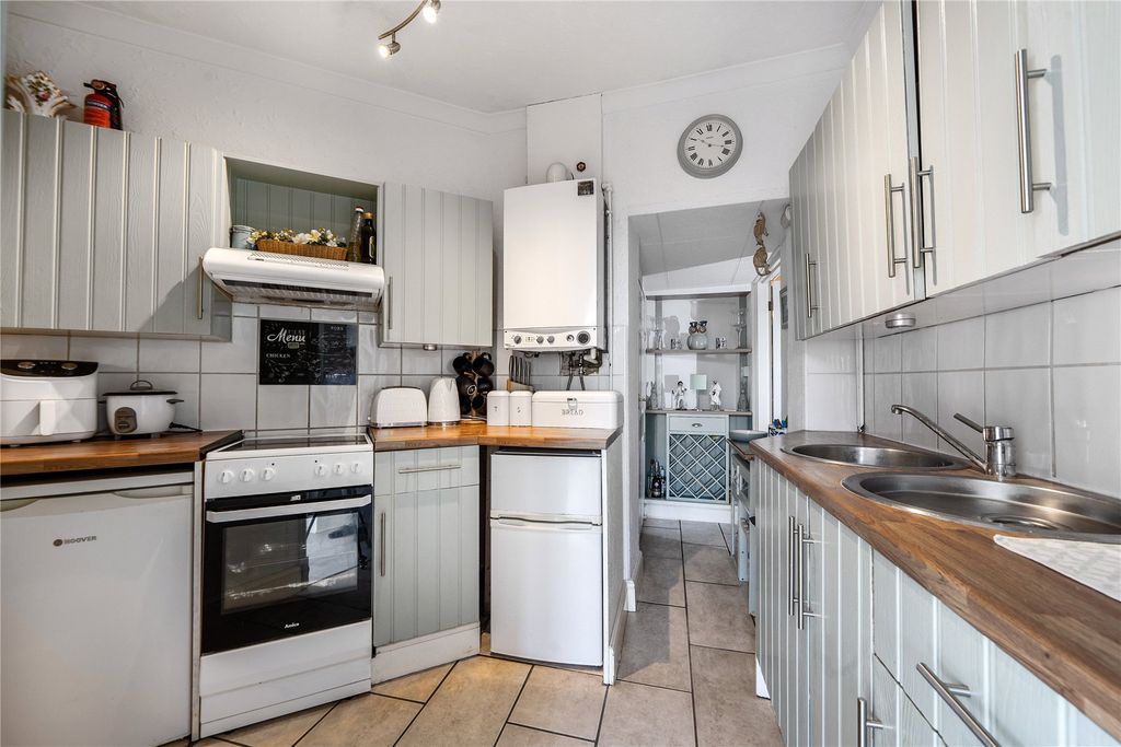Property photo 2 of 17 Picture No. 07