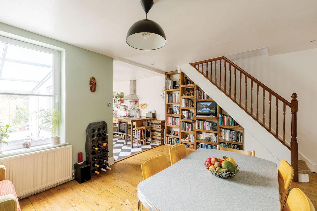 Property photo 3 of 27 3