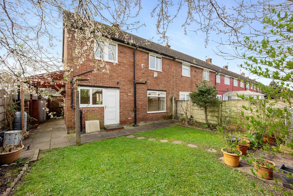 Property photo 2 of 21