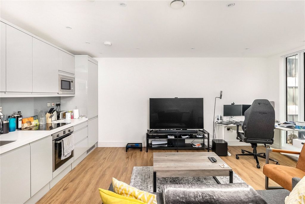 Property photo 3 of 15 Picture No. 09