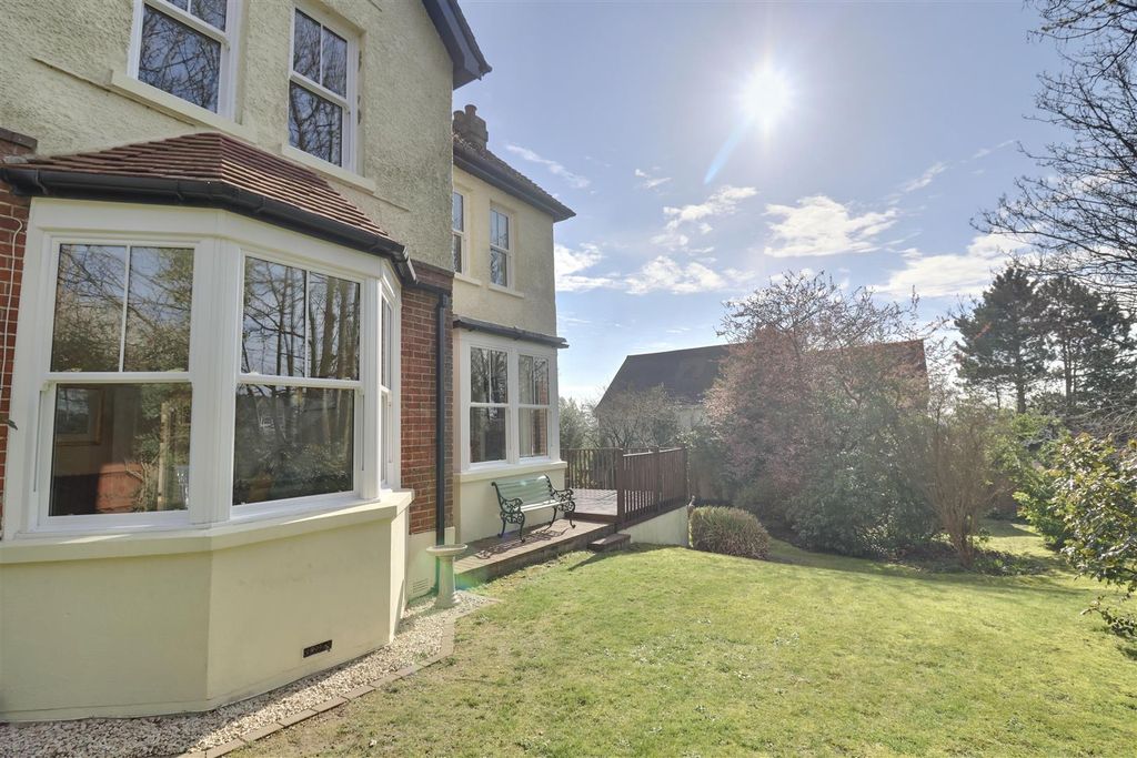Additional image 31 of 3 bed detached house for saleDrayton Lane, Portsmouth PO6