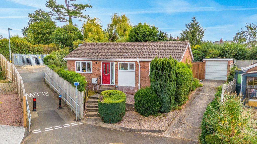 Property photo 1 of 18
