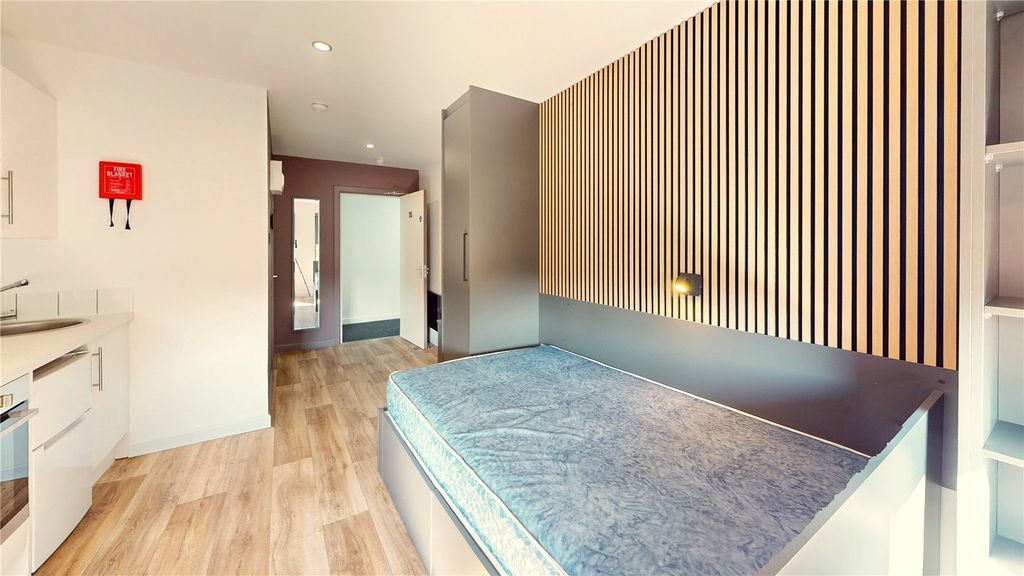 Property photo 3 of 4 Picture No. 17