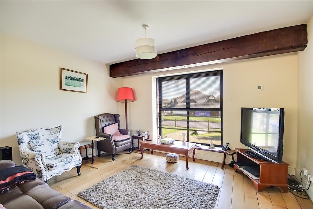 Property photo 2 of 15 Img_3038-Img_3040.Jpg