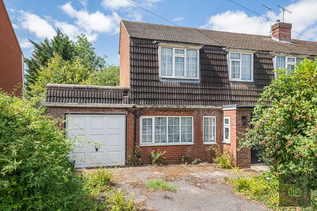 Property photo 1 of 34