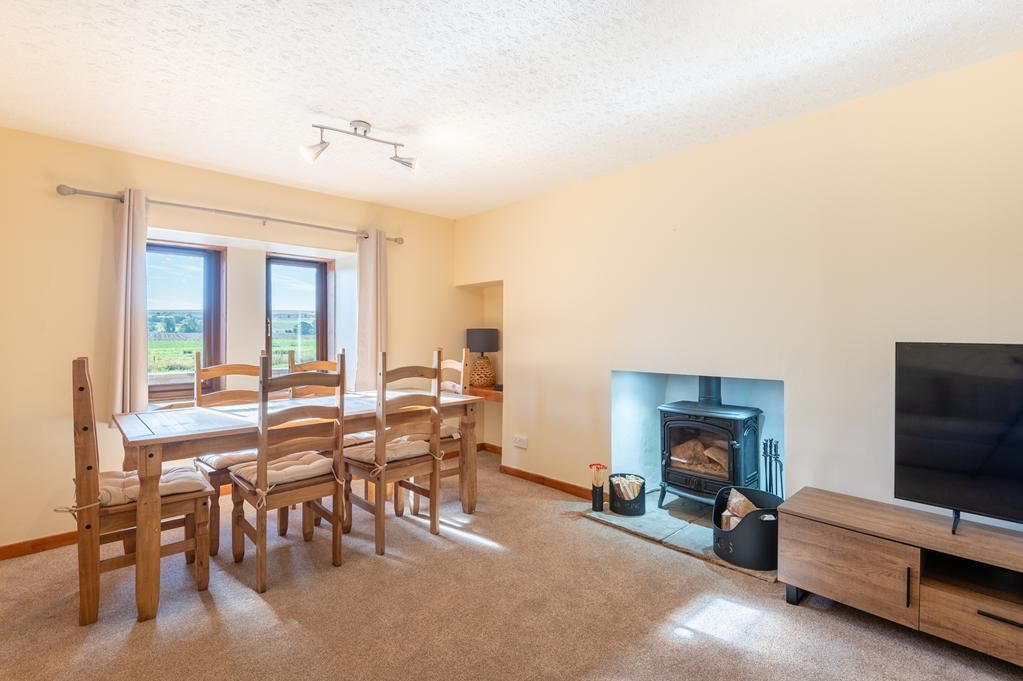 Property photo 2 of 21 Cup1413Seg Dining Lounge.Jpg