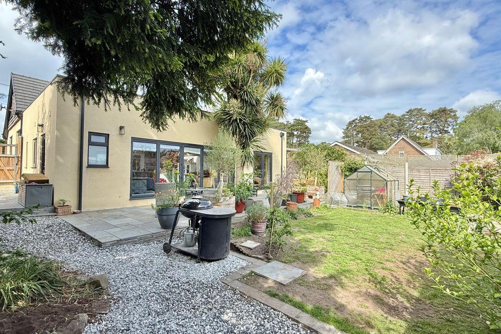 Property photo 3 of 27 Gallery