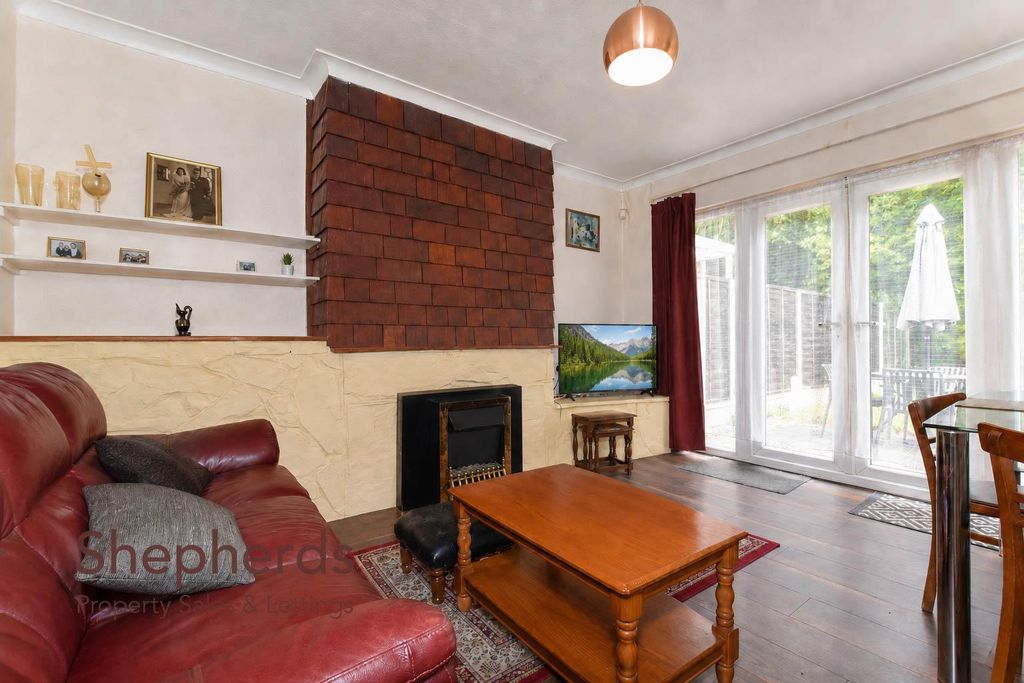 Property photo 2 of 13 Exec-1Db5598B-58F7-40Ac-9Bd5-B5655Be6Cae4.Jpg