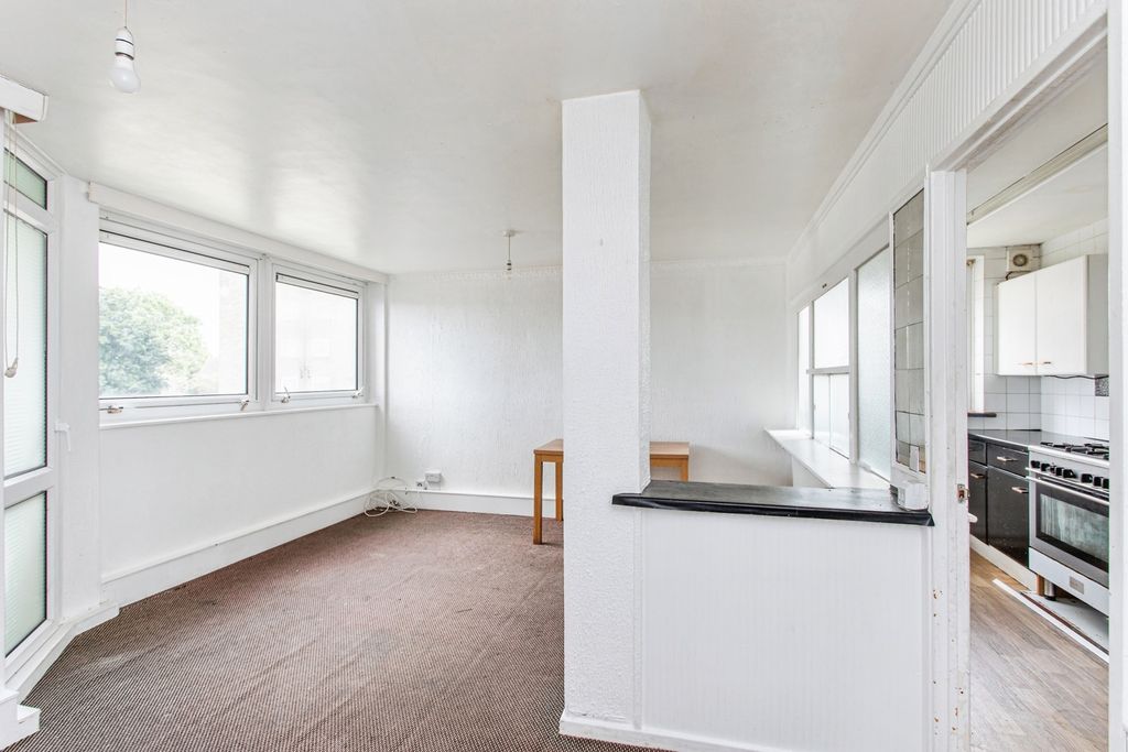 Property photo 2 of 20 Reception Room