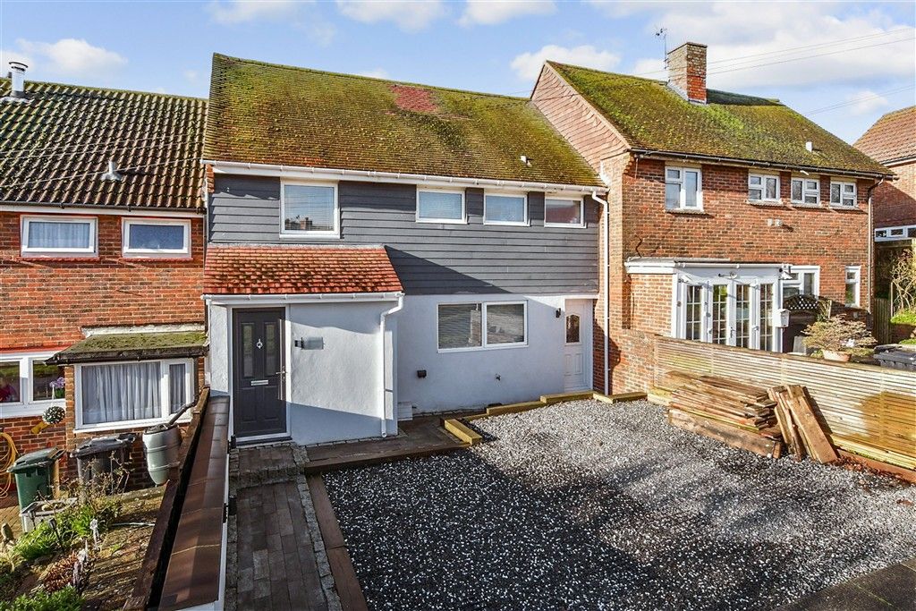 Property photo 1 of 12 Front External