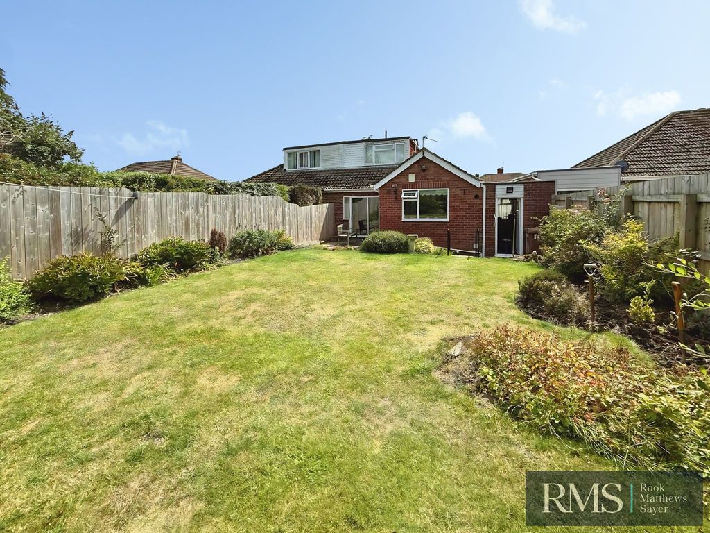 Property photo 2 of 11 Photo 8