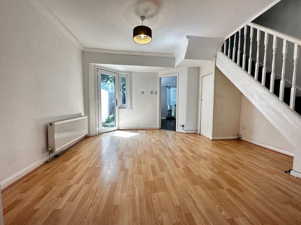 Property photo 1 of 10 Img_5438