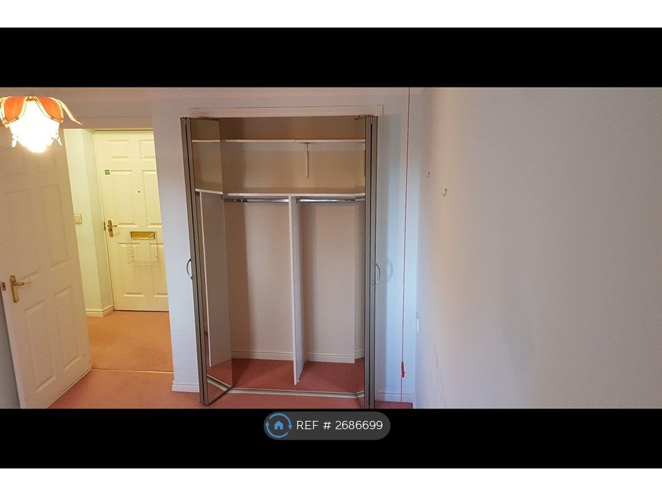 Property photo 3 of 19 Double Wardrobe With Storage Shelves