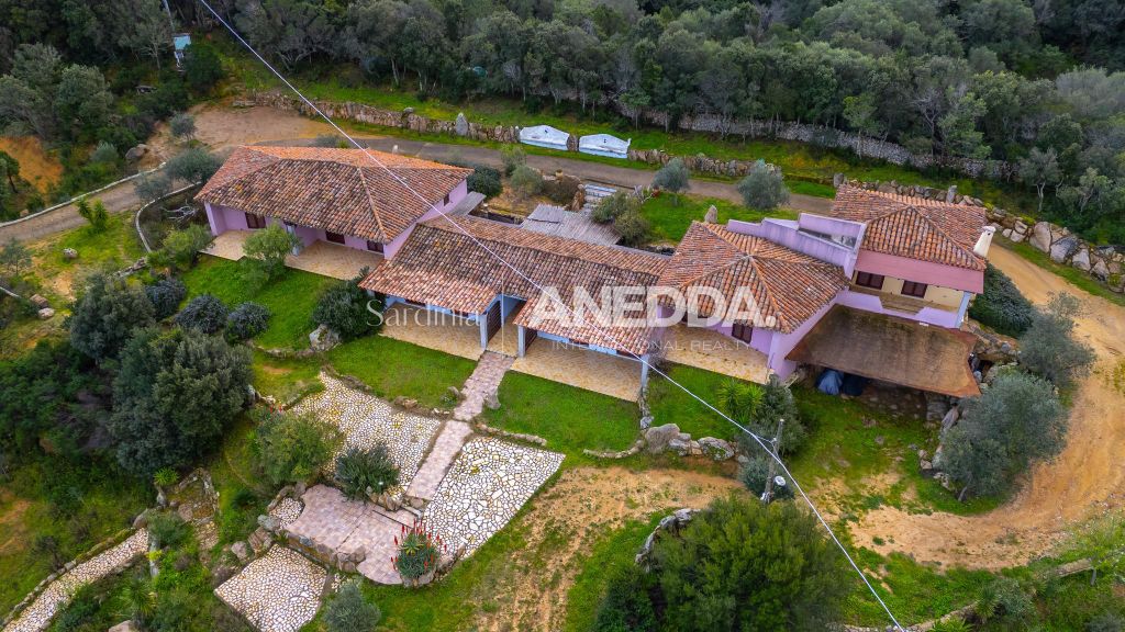 Property photo 1 of 61