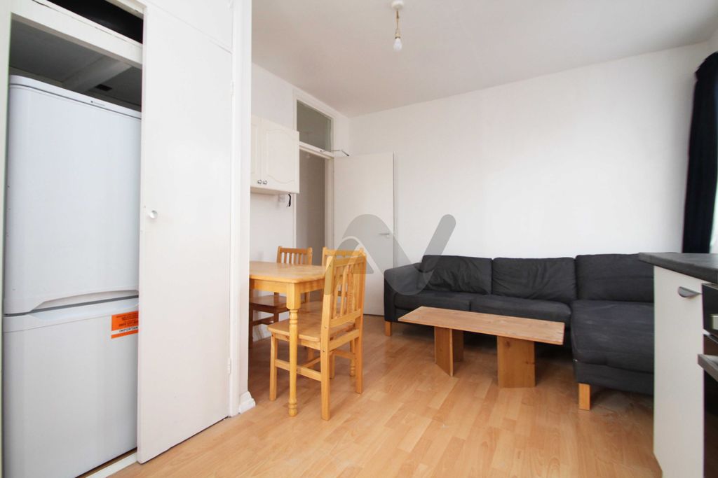 Property photo 3 of 9