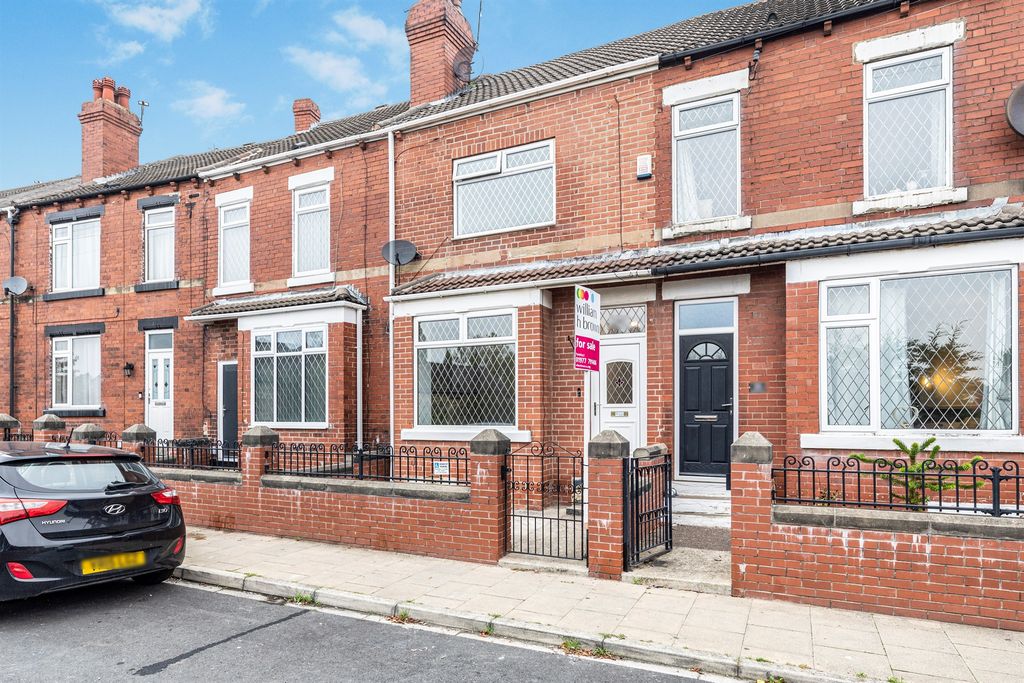 Property photo 1 of 18